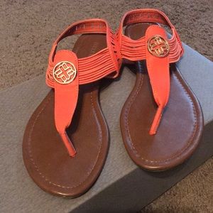 Maurice’s sandals